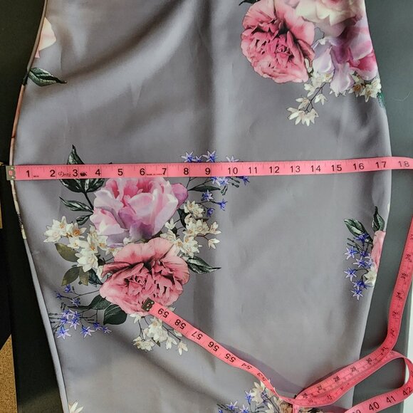 Iris Gray Floral Off-Shoulder Bodycon Cocktail Dress - Small - Picture 10 of 12